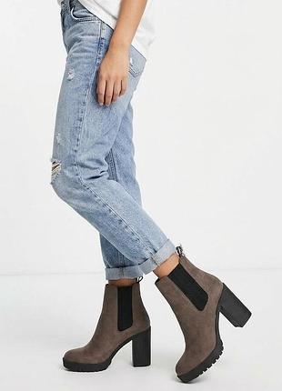 Коричневые замшевые ботильоны челси h&m на устойчивом каблуке с мехом, размер eur 38