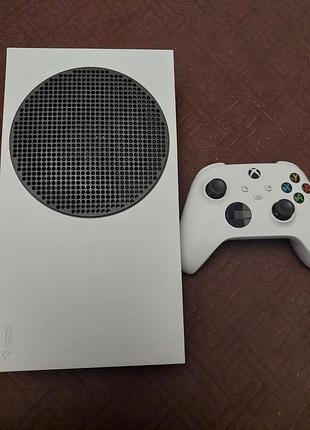 Xbox series s 512gb (пломба ціла) + акаунт (lies of p, dark souls 1-3, dl2)
