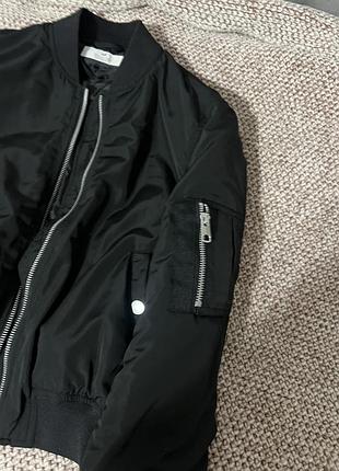 Куртка бомбер для дівчинки h&m чорна 3