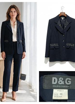 D&amp;g, элегантный темно-синий женский жакет/блейзер с золотистой декоративной вышивкой на лацканах и клапанах карманов.