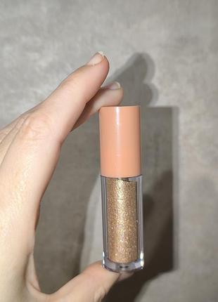 Классные жидкие теле блеск шимер для век