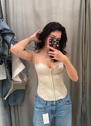 🍦 кремовый корсет от zara