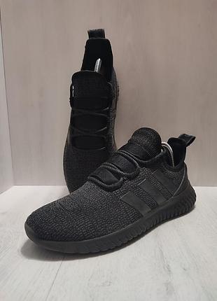 Кроссовки adidas 41,5- стелька 26 см