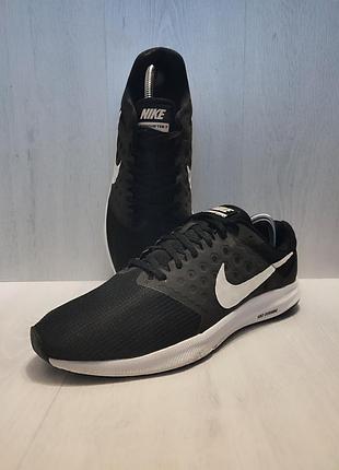 Кроссовки nike 45- стелька 28,5 см