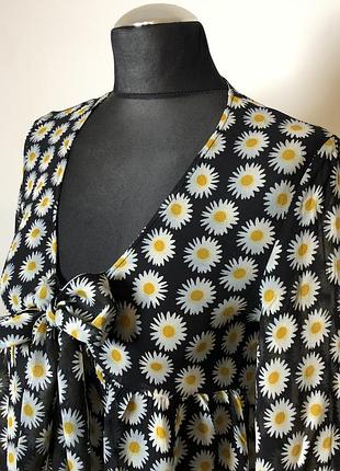 Стильна блуза zara з принтом у ромашки 5
