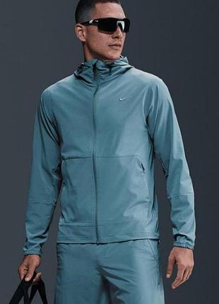 Вітровка nike unlimited repel