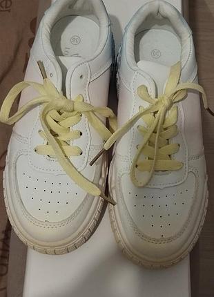 Кроссовки 33,34,35,36