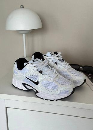 Кросівки жіночі v5 rnr white black