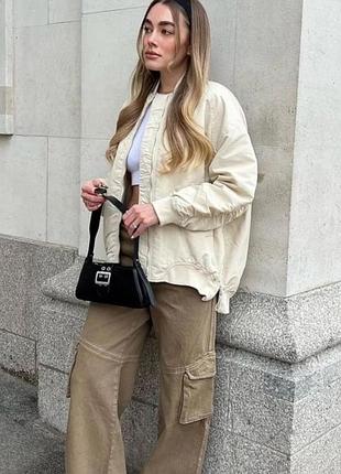 Крутой утепленный бомбер zara 2