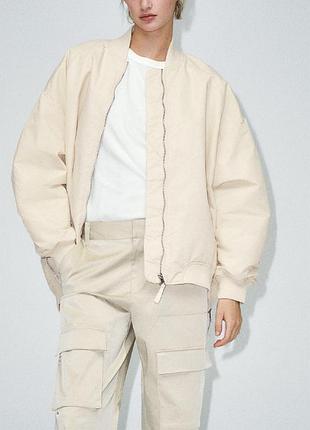 Крутой утепленный бомбер zara 4