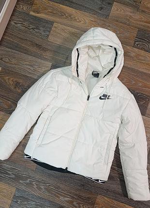 Куртка от nike