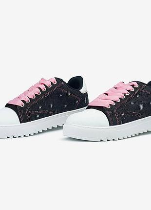 Numeris atelier — denim pink laces 9