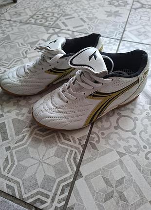 Бутси diadora