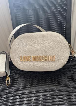 Сумочка love moschino