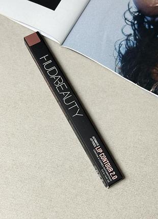 Олівець для губ huda beauty lip contour 2.0 відтінок warm brown
