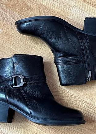 Шкіряні черевики clarks 39 розміру 5