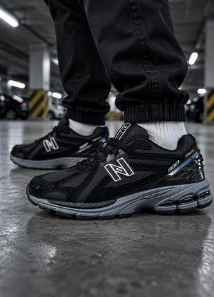 Balance 1906r cordura black gray white