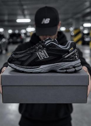 Balance 1906r cordura black gray
