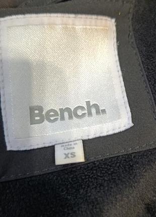 Продам куртку bench 4