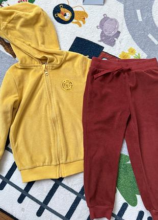 Теплий велюровий костюм для дівчинки бренду primark