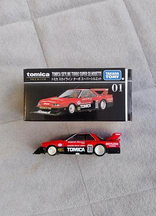 Колекційна машинка tomica premium 01 tomica skyline turbo super silhouette (takara tomy)