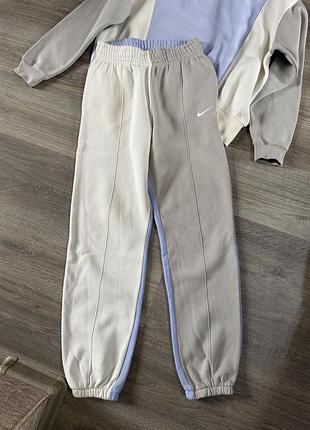 Костюм від nike 4