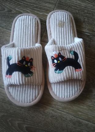 Новые тапочки 40-41 раз