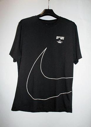 Футболка nike sportswear "swoosh by nike" big outline logo t-shirt