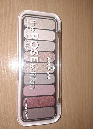Палетка рожевмй нюд essence the rose edition 20 lovely in rose