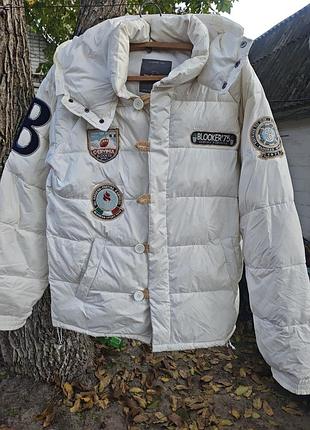 Стильная женская куртка