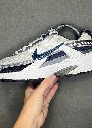Кроссовки nike 42 р