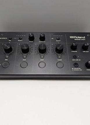 Мікшерний пульт roland bridge cast dual