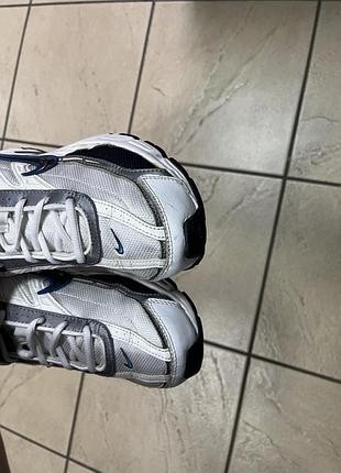Кроссовки nike 42 р 7