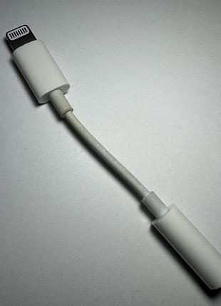 Оригінальний адаптер apple lightning to 3.5 mm, модель a1749