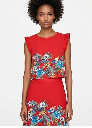 Укорочений топ .
zara .
p s/m .