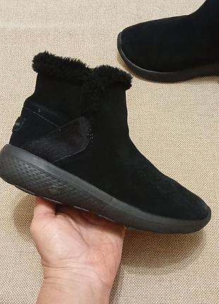 Черевики жіночі skechers чорні, розмір 35, устілка 22 см, замша