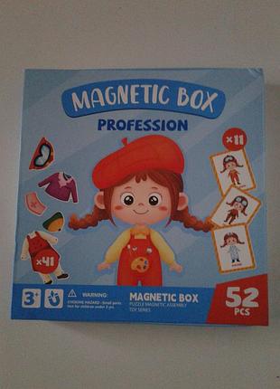 Розвивальна іграшка для дівчаток magnetic box profession