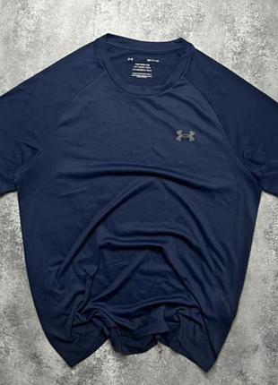 Спортивна футболка under armour