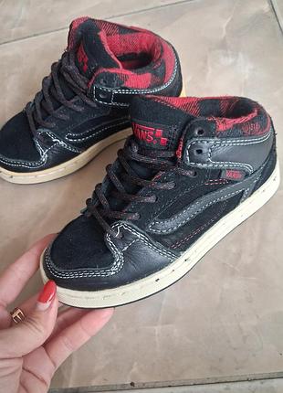 Кросівки vans