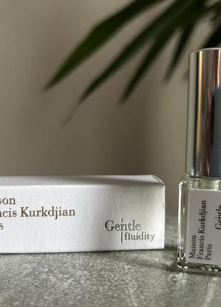 Парфумована вода maison francis kurkdjian gentle fluidity silver мініатюра 5 мл.