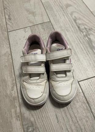 Кросівки для дівчинки adidas білі