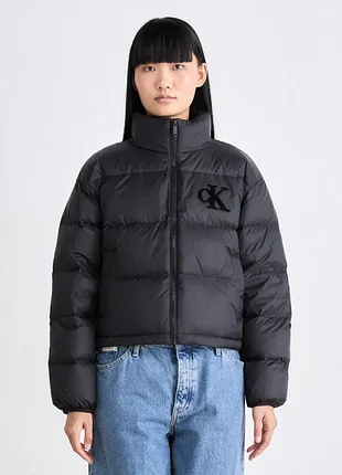 Продам нову зимову куртку від бренду calvin klein