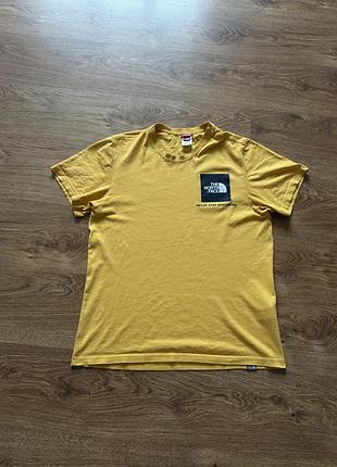 Футболка чоловіча the north face жовта tnf розмір m