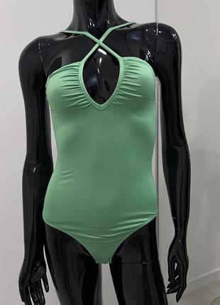 Боді h&m з перехресними бретелями на спині