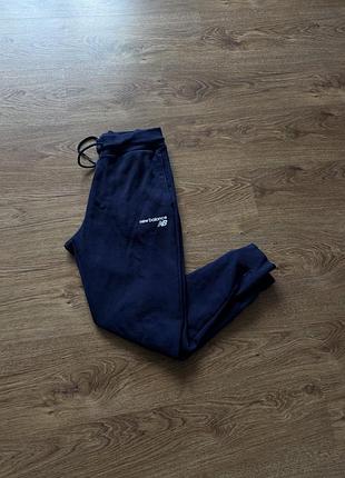 Чоловічі спортивні штани new balance сині розмір m