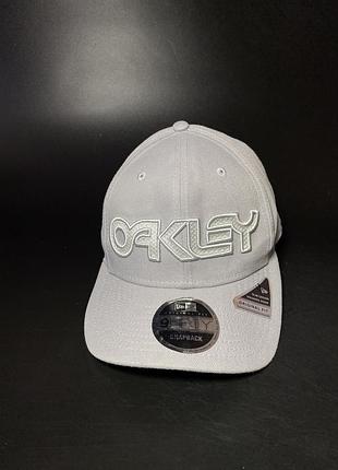 Кепка oakley x new era 2