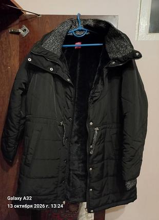 Черная женская куртка бренда black diamond s–m, 40 размер.