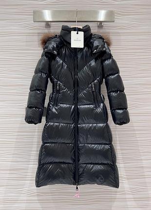 Пуховик moncler з натуральним хутром