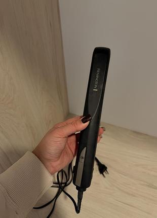 Випрямляч волосся remington