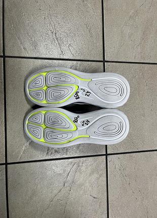 Кросівки nike 42 р 2